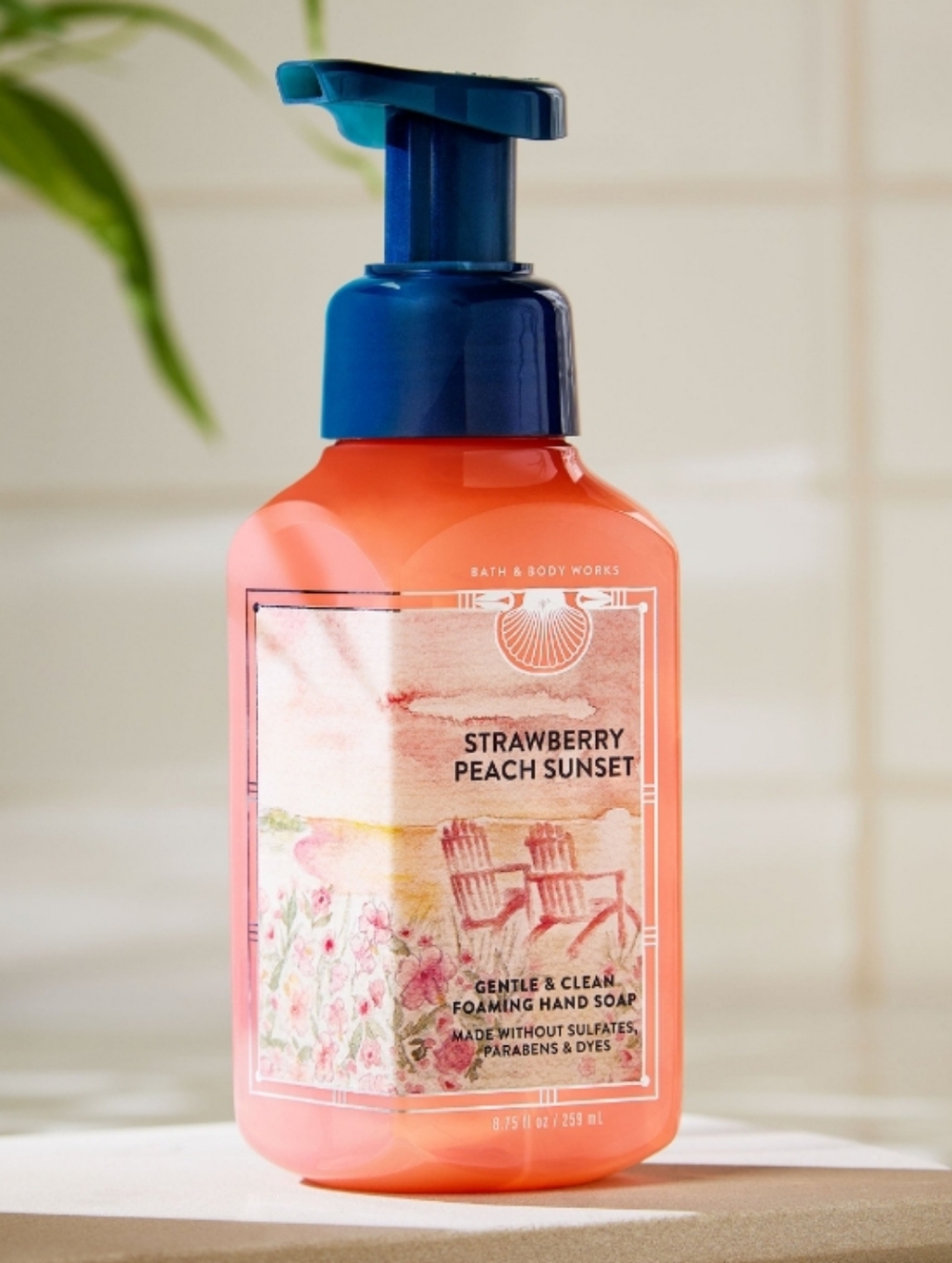 Bath & Body Works Strawberry Peach Sunset Foaming Hand Soap - Coral